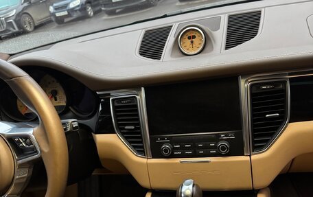 Porsche Macan I рестайлинг, 2017 год, 4 500 000 рублей, 10 фотография