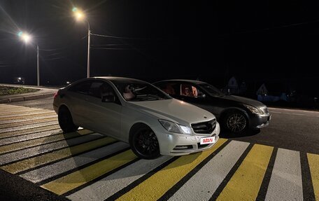 Mercedes-Benz E-Класс, 2011 год, 1 500 000 рублей, 2 фотография