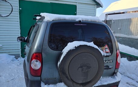 Chevrolet Niva I рестайлинг, 2013 год, 600 000 рублей, 3 фотография