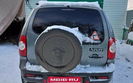 Chevrolet Niva I рестайлинг, 2013 год, 600 000 рублей, 2 фотография