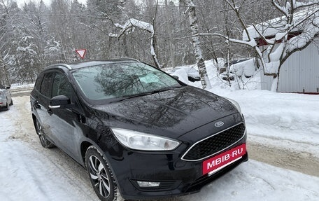 Ford Focus III, 2017 год, 929 000 рублей, 3 фотография