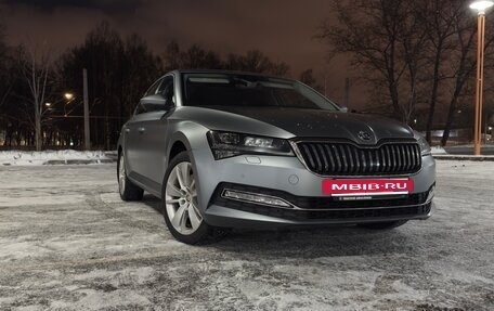 Skoda Superb III рестайлинг, 2019 год, 3 800 000 рублей, 5 фотография