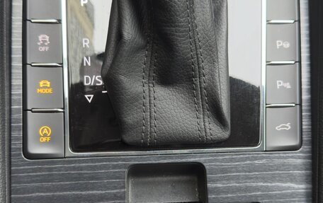 Skoda Superb III рестайлинг, 2019 год, 3 800 000 рублей, 28 фотография