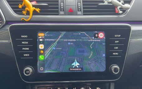 Skoda Superb III рестайлинг, 2019 год, 3 800 000 рублей, 25 фотография