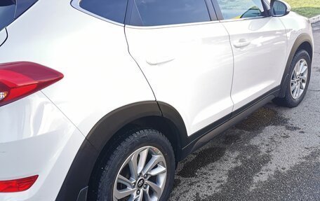 Hyundai Tucson III, 2017 год, 1 960 000 рублей, 3 фотография