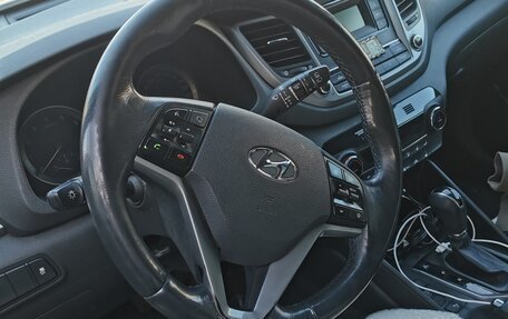 Hyundai Tucson III, 2017 год, 1 960 000 рублей, 7 фотография