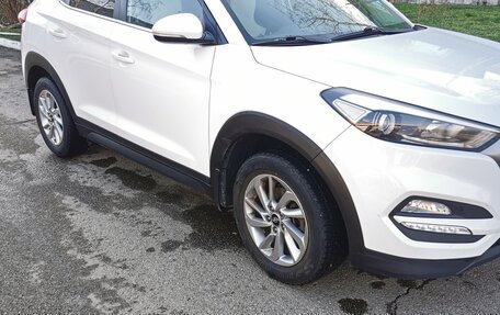 Hyundai Tucson III, 2017 год, 1 960 000 рублей, 6 фотография