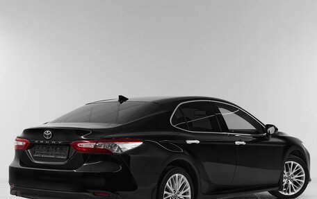 Toyota Camry, 2019 год, 2 550 000 рублей, 6 фотография