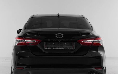 Toyota Camry, 2019 год, 2 550 000 рублей, 5 фотография