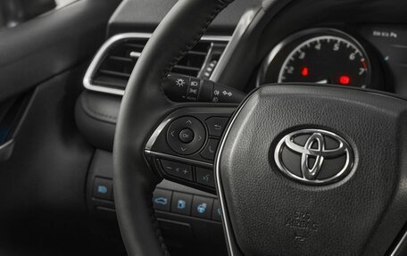 Toyota Camry, 2019 год, 2 550 000 рублей, 11 фотография