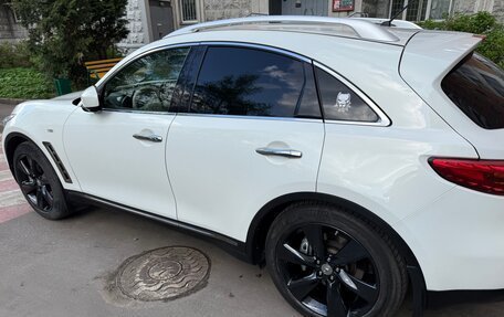 Infiniti FX II, 2013 год, 1 950 000 рублей, 14 фотография