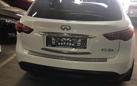 Infiniti FX II, 2013 год, 1 950 000 рублей, 19 фотография