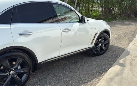 Infiniti FX II, 2013 год, 1 950 000 рублей, 22 фотография