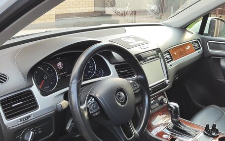 Volkswagen Touareg III, 2013 год, 2 050 000 рублей, 7 фотография