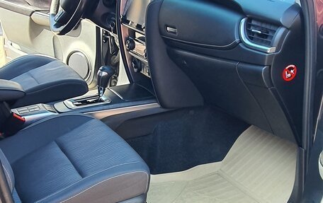 Toyota Fortuner II, 2021 год, 5 200 000 рублей, 6 фотография