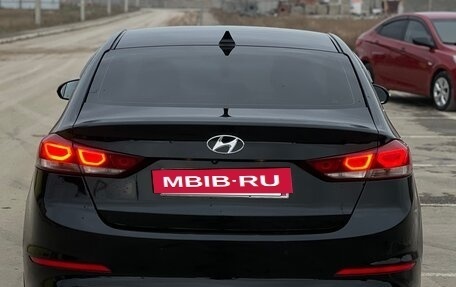 Hyundai Elantra VI рестайлинг, 2017 год, 1 150 000 рублей, 5 фотография