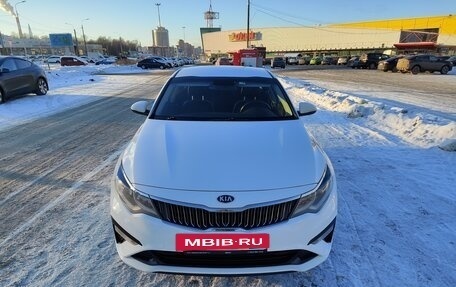 KIA Optima IV, 2020 год, 1 890 000 рублей, 2 фотография