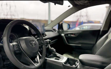 Toyota RAV4, 2025 год, 4 100 000 рублей, 3 фотография