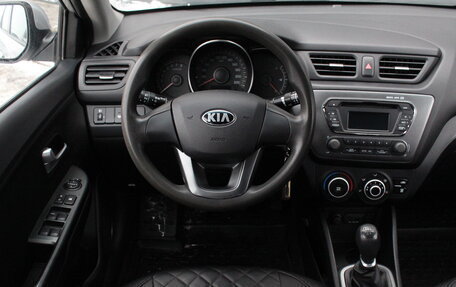 KIA Rio III рестайлинг, 2013 год, 987 000 рублей, 8 фотография