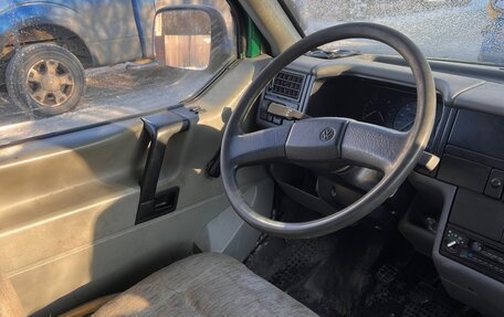 Volkswagen Transporter T4, 1992 год, 300 000 рублей, 2 фотография