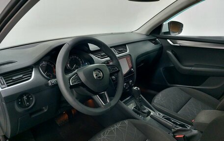 Skoda Octavia, 2019 год, 1 729 000 рублей, 10 фотография