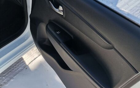 KIA Rio IV, 2020 год, 1 730 000 рублей, 6 фотография