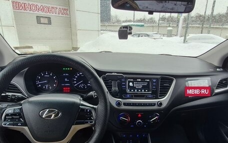 Hyundai Solaris II рестайлинг, 2017 год, 550 000 рублей, 7 фотография