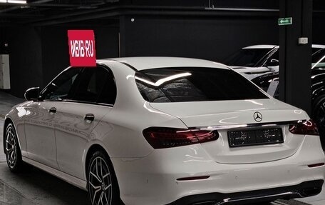 Mercedes-Benz E-Класс, 2020 год, 4 800 000 рублей, 5 фотография