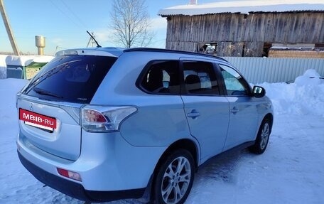 Mitsubishi Outlander III рестайлинг 3, 2012 год, 1 950 000 рублей, 5 фотография