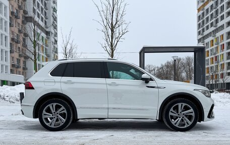 Volkswagen Tiguan II, 2021 год, 3 870 000 рублей, 3 фотография