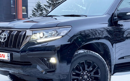Toyota Land Cruiser Prado 150 рестайлинг 2, 2020 год, 8 500 000 рублей, 2 фотография