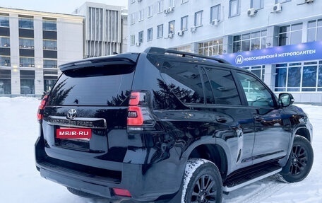 Toyota Land Cruiser Prado 150 рестайлинг 2, 2020 год, 8 500 000 рублей, 4 фотография