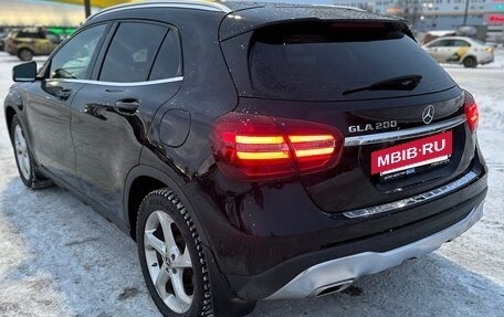 Mercedes-Benz GLA, 2018 год, 2 350 000 рублей, 8 фотография