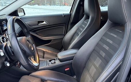 Mercedes-Benz GLA, 2018 год, 2 350 000 рублей, 11 фотография