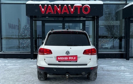 Volkswagen Touareg III, 2011 год, 1 430 000 рублей, 3 фотография