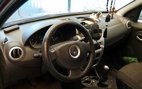 Renault Sandero I, 2012 год, 570 000 рублей, 4 фотография