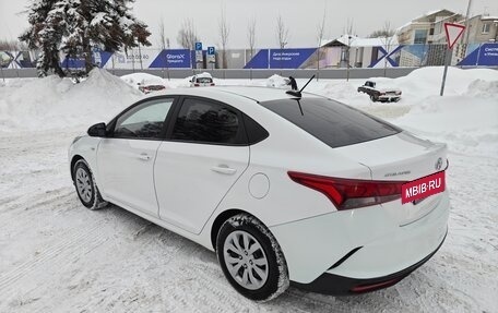 Hyundai Solaris II рестайлинг, 2021 год, 1 100 000 рублей, 6 фотография