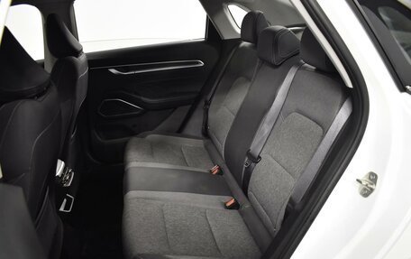 Geely Emgrand, 2023 год, 1 672 900 рублей, 9 фотография