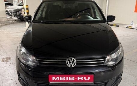 Volkswagen Polo VI (EU Market), 2015 год, 915 000 рублей, 3 фотография