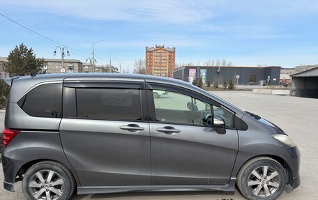 Honda Freed I, 2009 год, 890 000 рублей, 2 фотография