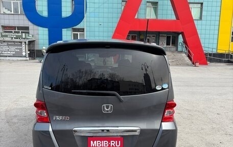 Honda Freed I, 2009 год, 890 000 рублей, 3 фотография