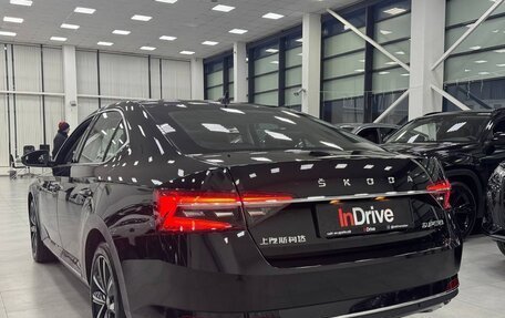 Skoda Superb III рестайлинг, 2025 год, 3 349 000 рублей, 6 фотография