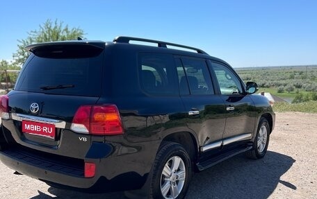 Toyota Land Cruiser 200, 2013 год, 3 700 000 рублей, 8 фотография