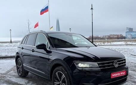 Volkswagen Tiguan II, 2019 год, 3 050 000 рублей, 1 фотография