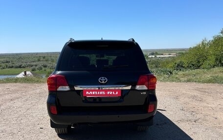 Toyota Land Cruiser 200, 2013 год, 3 700 000 рублей, 9 фотография