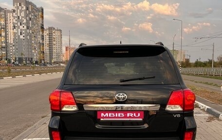 Toyota Land Cruiser 200, 2013 год, 3 700 000 рублей, 10 фотография