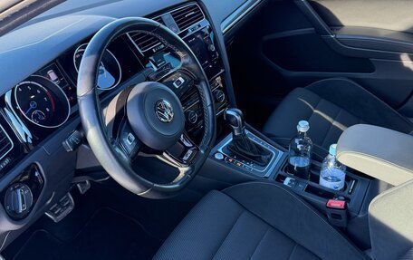 Volkswagen Golf R VII, 2019 год, 3 700 000 рублей, 8 фотография