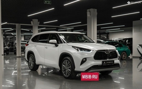 Toyota Highlander, 2025 год, 5 570 000 рублей, 2 фотография