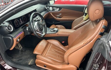 Mercedes-Benz E-Класс, 2019 год, 4 700 000 рублей, 8 фотография