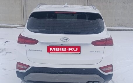 Hyundai Santa Fe IV, 2018 год, 2 100 000 рублей, 2 фотография